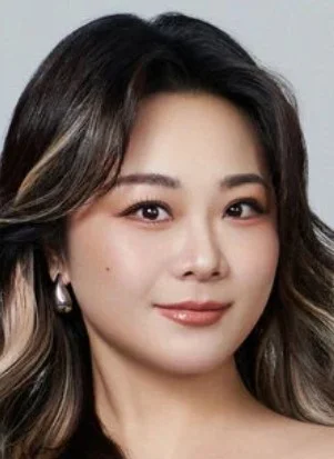 Яньтин Лю фото