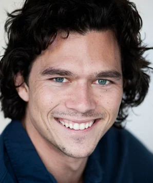 Люк Арнольд фото