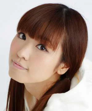 Май Футигами фото