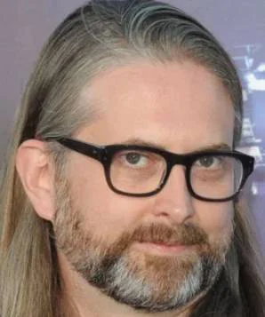 Майкл Джон Уоррен фото