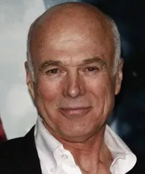 Майкл Хоган фото