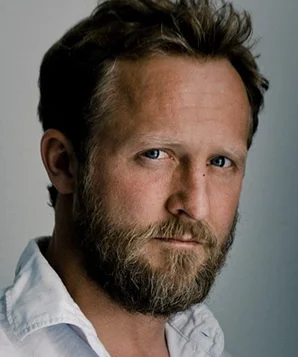 Максимилиан Брюкнер фото