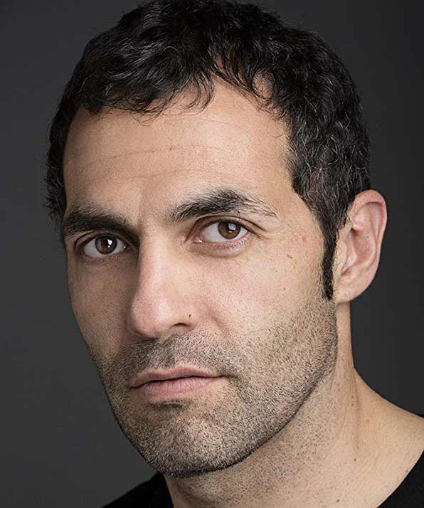 Марио де ла Роса фото