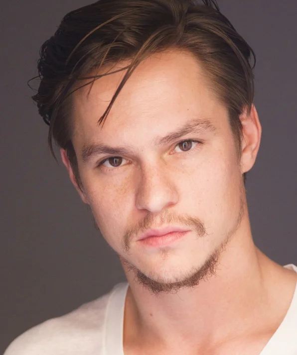 Марк Л. Янг фото