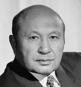 Маниязов Медел фото