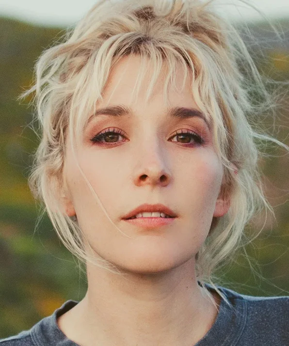 Мэдлин Дойч фото