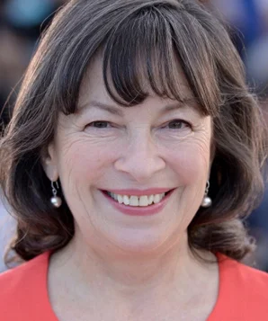 Мэрион Бэйли фото