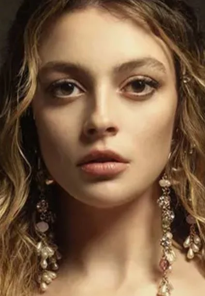 Сезен Мелис фото