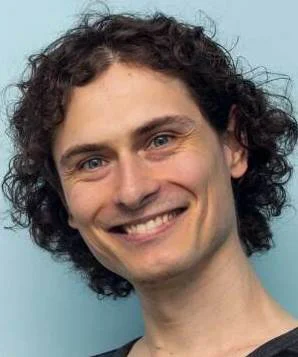 Михаил Непомнящих фото