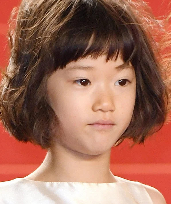 Мию Сасаки фото