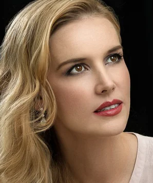 Натали Лоренс фото