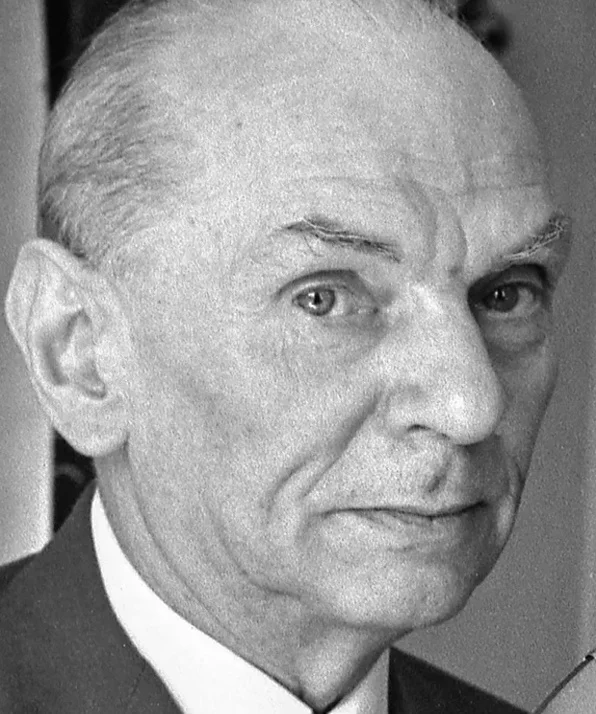 Николай Акимов фото