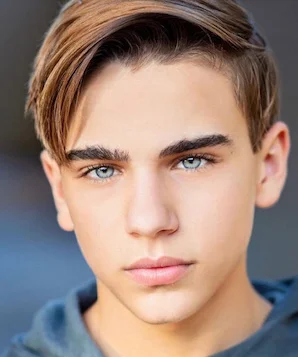 Николас Райан Эрнандес фото