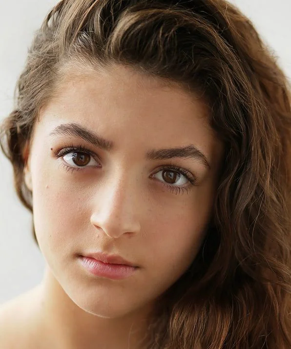 Ноа Бреннер фото