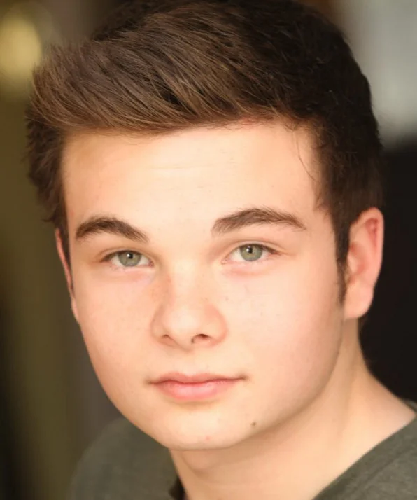 Ной Мэтьюз фото