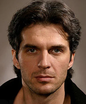 Олег Харитонов фото