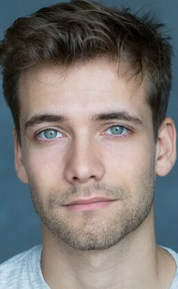 Денч Оливер фото