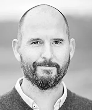 П. Эрик Карлсон фото