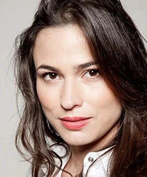 Паула Кастаньо фото