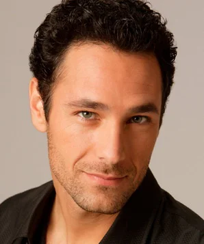 Рауль Бова фото