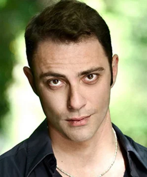 Риккардо Флорис фото