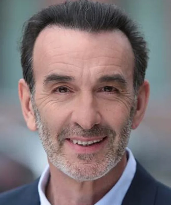 Робен Ренуччи фото