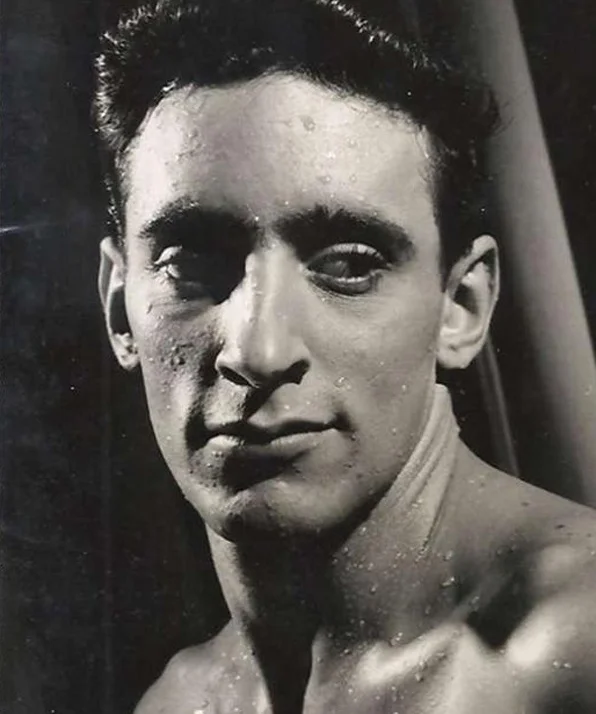 Роберто Кобо фото