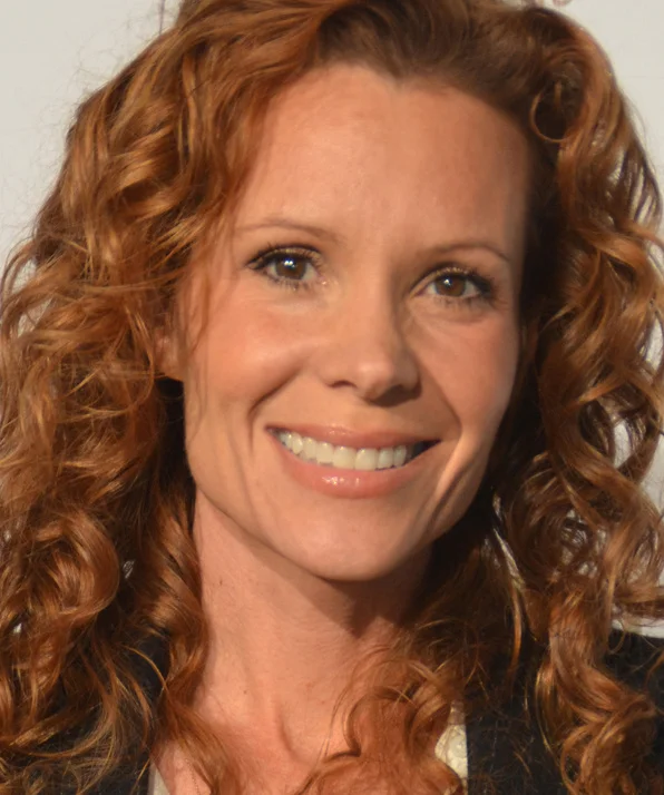 Робин Лайвли фото