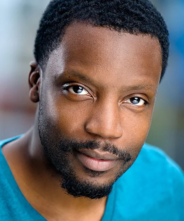 Роджер Дейвис фото