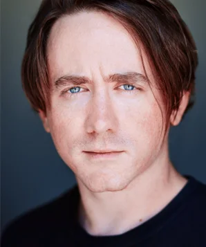 Саймон Лис фото