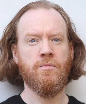 Саймон Микок фото