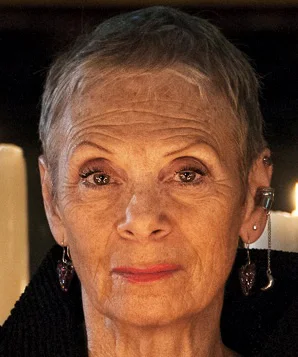 Сара Кестелмен фото