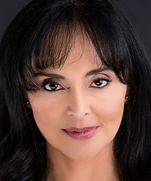 Сецилия Квуинен фото