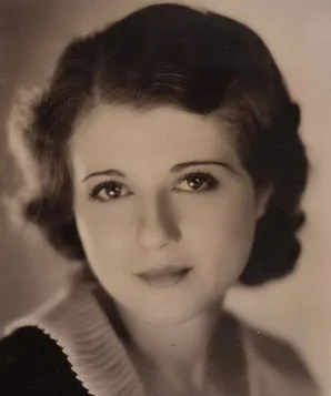 Сидни Фокс фото