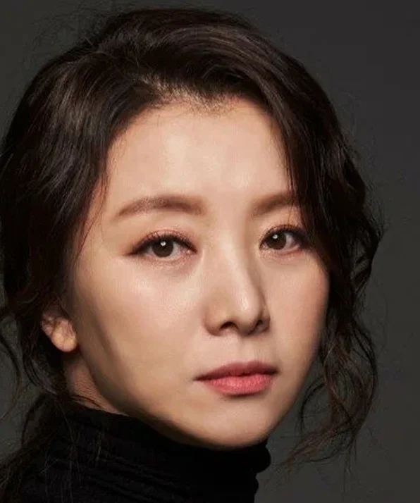 Со Джи-ён фото