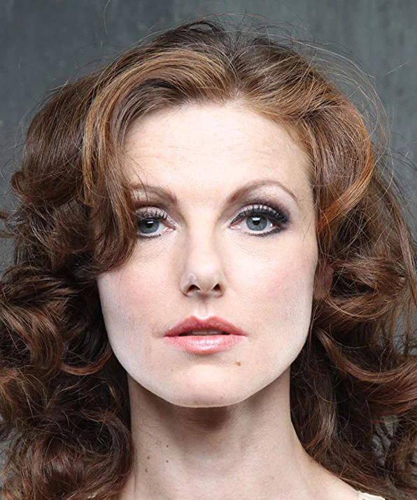 Юссон Софи-Шарлотт фото