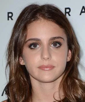 Софи Кертис фото