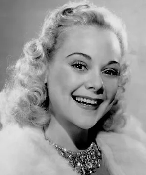 Хени Соня фото