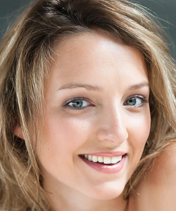 Стефани де Крэенкур фото