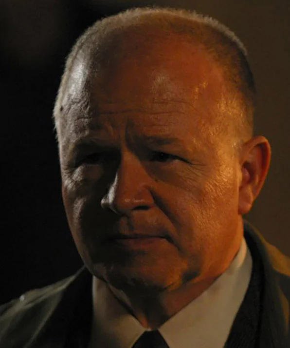 Стивен Е. Миллер фото