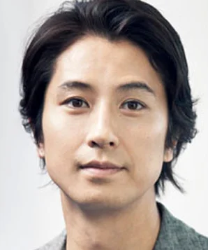 Сёсукэ Танихара фото