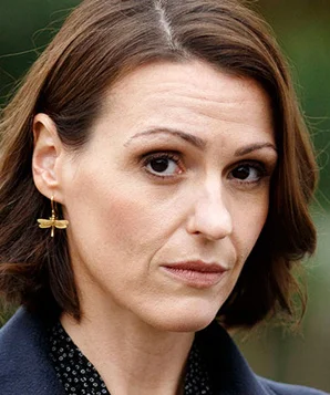 Джоунс Сюранна фото