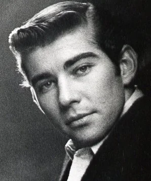 Такер Смит фото