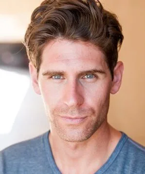 Тейлор Герард Харт фото