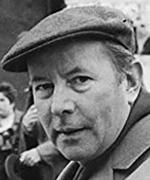 Теренс Янг фото