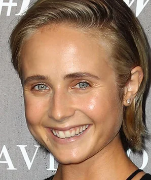 Тесса Джеймс фото