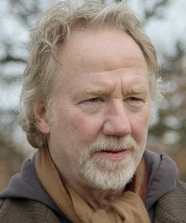 Тимоти Басфилд фото