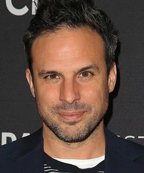 Том Гормикэн фото