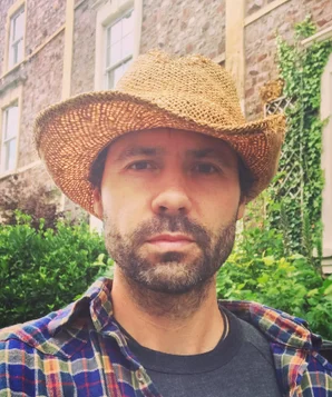 Том Кокс фото