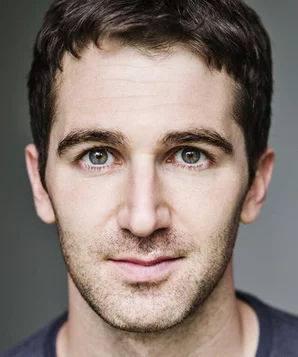 Том Лоркан фото